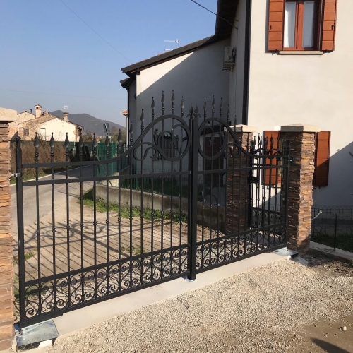 Cancello Libro In Ferro Battuto