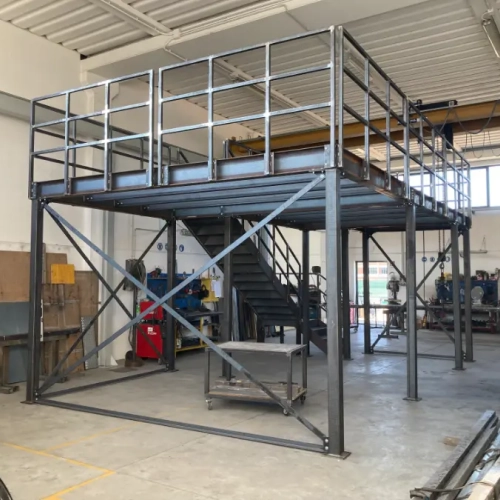Fasi Di Pre Assemblaggio Soppalco Industriale
